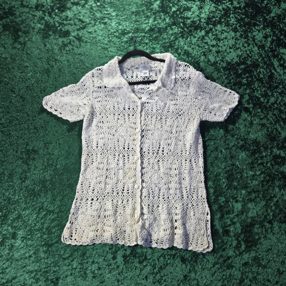 Hot Cotton‎ White Crochet Button-Up Blouse310